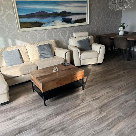 Largs Sea Front, Modern Apartment 外观 照片